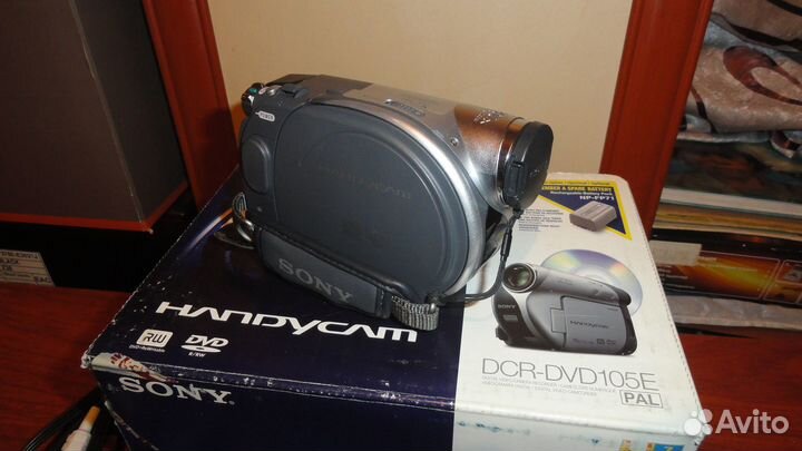 Видеокамера Sony handycam dcr-dvd 105e