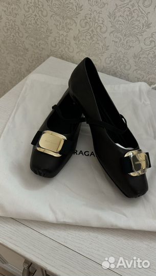 Балетки ferragamo