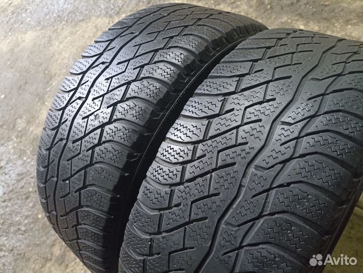 Viatti Bosco S/T V-526 235/60 R16