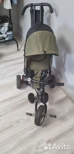 Велосипед детский с ручкой Capella Action Trike 2