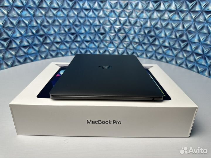 MacBook Pro 13 2020 M1/16/1Tb Ростест, 445 циклов