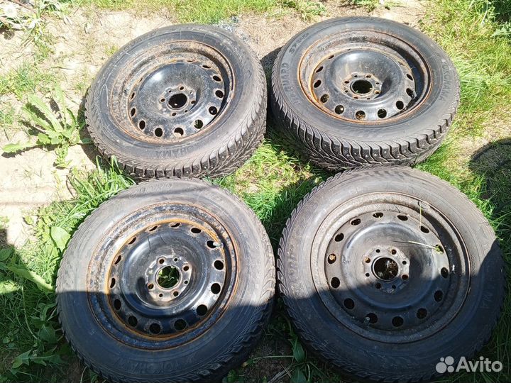 Yokohama Ice Guard Stud IG55 185/65 R15