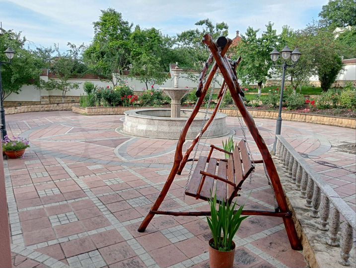 Дом 300 м² на участке 10 сот.