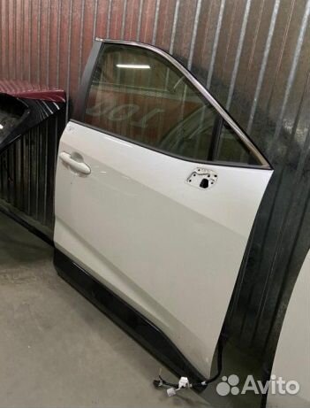 Тойота Рав 4 50 Дверь передняя правая