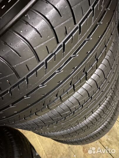 Yokohama dB Decibel E70 215/55 R17 V