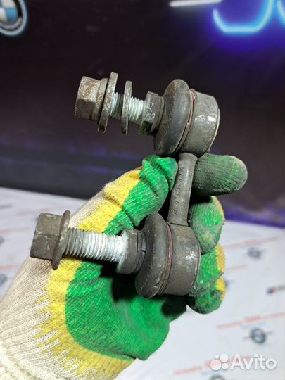 Стойка стабилизатора задняя Bmw X5 E53 M54B30 2004