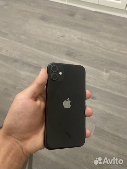 iPhone 11, 128 ГБ