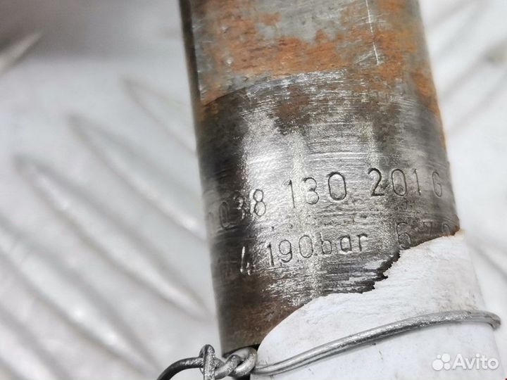 Форсунка Audi A3 8L 1996 038130201G