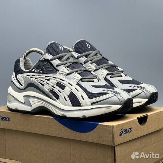 Кроссовки Asics Preleus