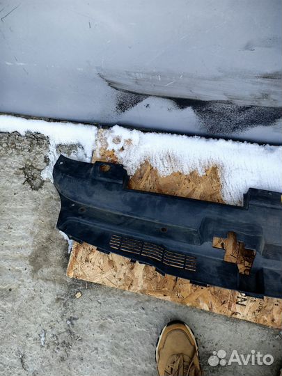 Накладка замка капота Kia k5 DL3