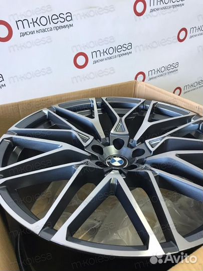 Диски R22 BMW 818 стиль