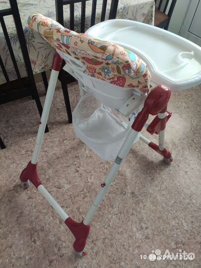 Стульчик для кормления babyton