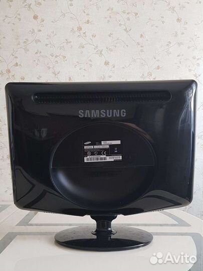 Монитор Samsung