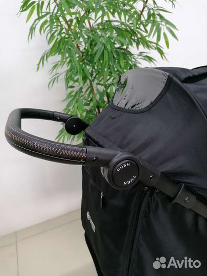 Новая коляска Luxmom Siesta резиновые колеса/Black