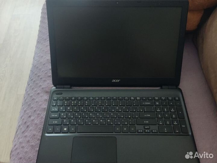 Ноутбук Acer aspire e1-522 на запчасти