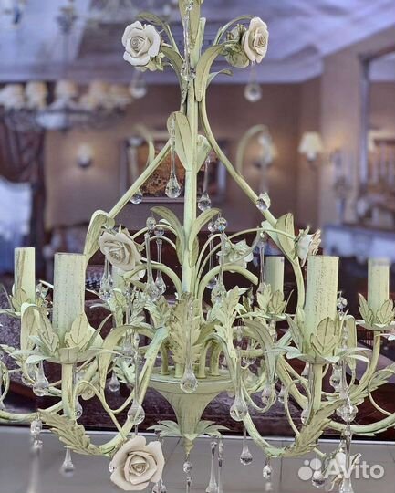 Люстра в спальню