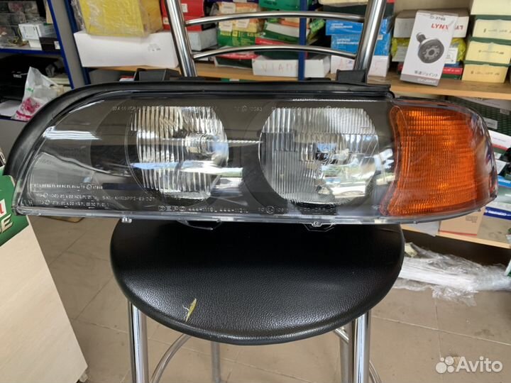 Фара левая BMW E39