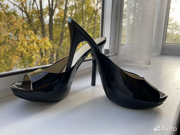 Босоножки/сабо черные