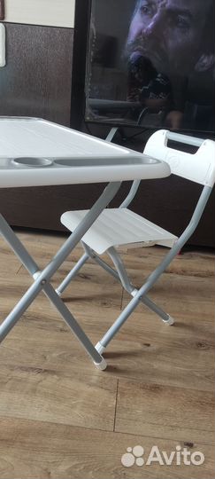 Детский стол и стул