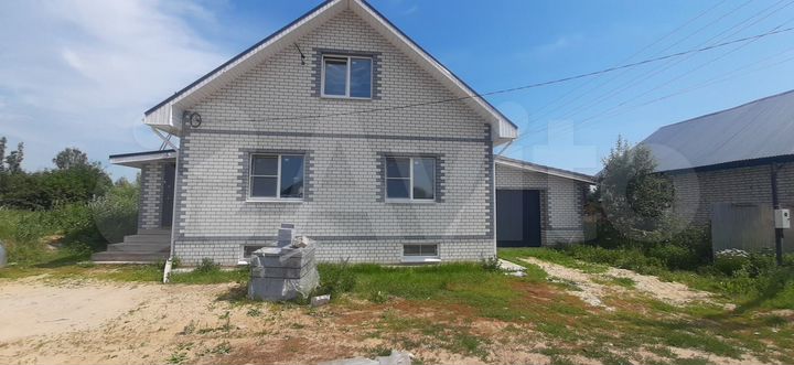 Дом 215 м² на участке 13 сот.