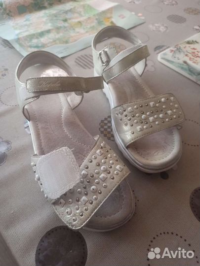 Босоножки для девочки
