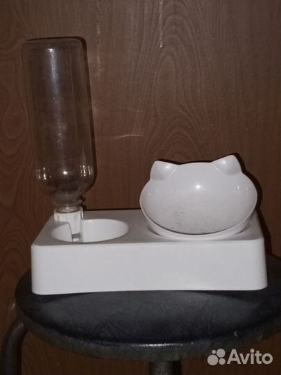 Кормушка для кошек