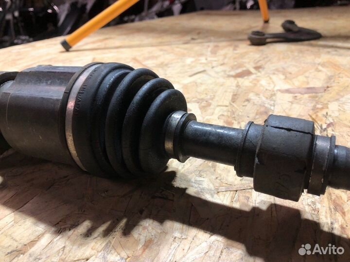 Привод передний правый Mazda 6 GH LF 2008