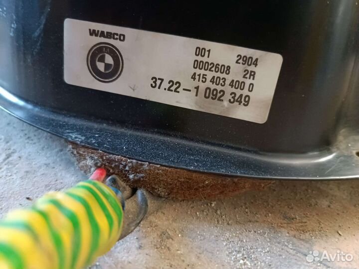 Компрессор пневмоподвески BMW