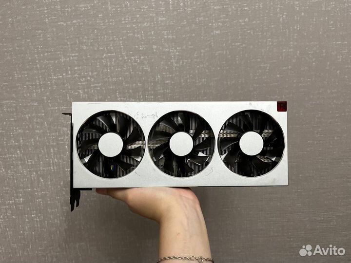 Radeon VII (7) vega 20