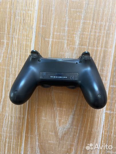 Геймпад для PS4