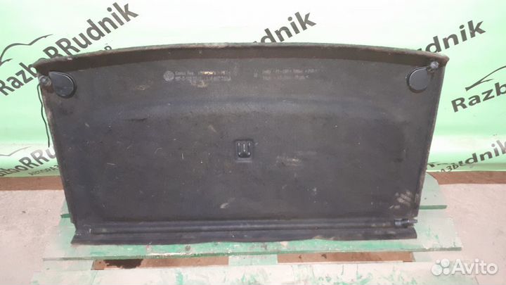 Полка Volkswagen Golf GTI