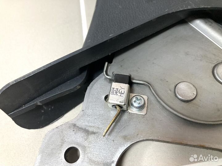 Рычаг стояночного тормоза Ssang Yong Actyon NEW