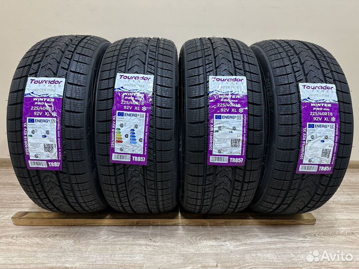 Tourador Winter Pro Max 225/40 R18 93V
