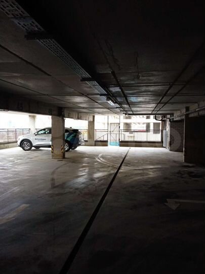 Машиноместо, 13 м²