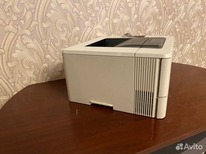 Принтер HP LaserJet Pro M402d
