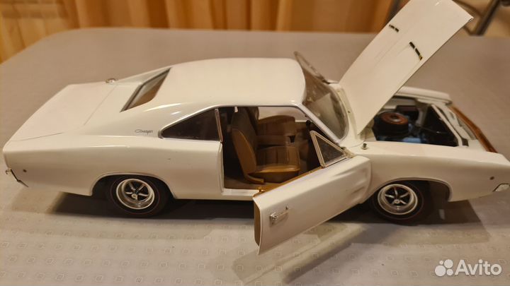 Коллекционная модель 1/18