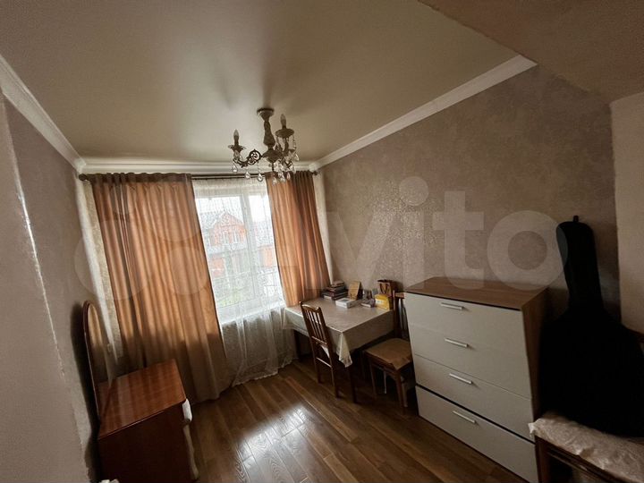 3-к. квартира, 90 м², 2/5 эт.