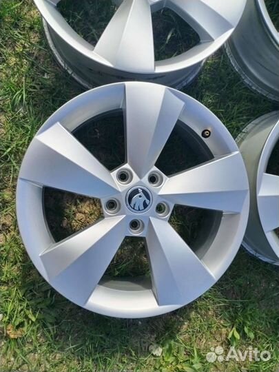 Диски r17 Skoda original