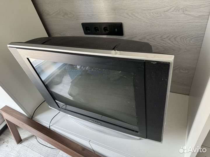 Телевизор
