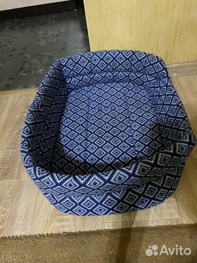 Лежанка для собак и кошек