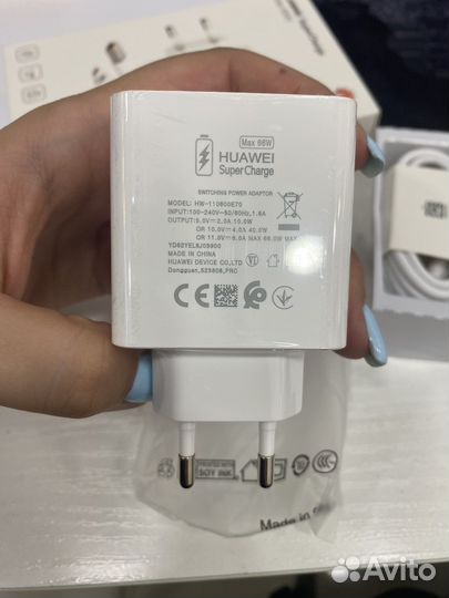 Зарядное устройство Huawei + кабель USB Type 66 вт