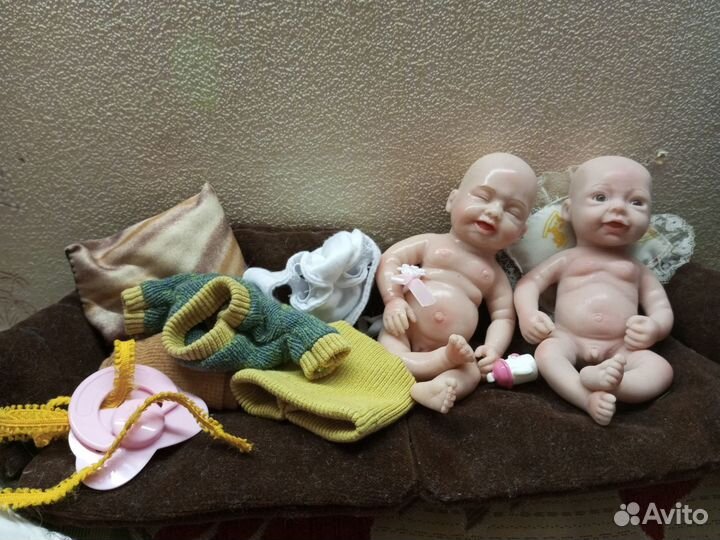 Кукла реборн мини.Отдам всё с принадлежностями