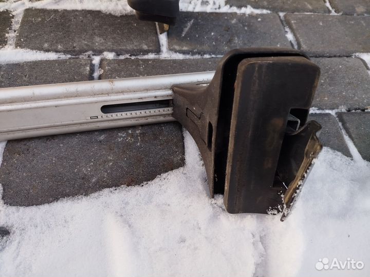 Багажник на крышу thule volvo S60