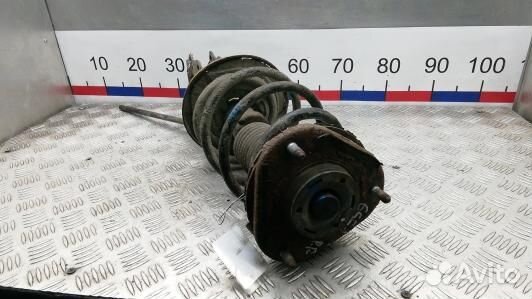 Стойка передняя правая toyota prius XW30 (6SE01N50