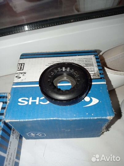 Продам опорные подшипники 2шт и опоры верхние 2шт