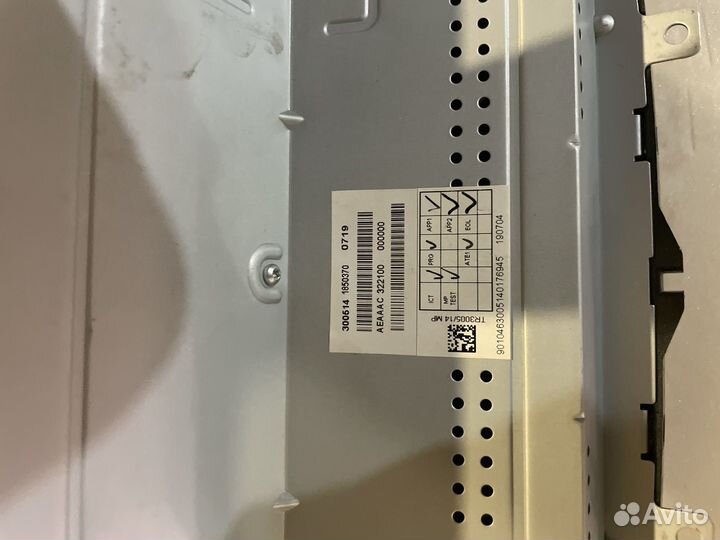 Штатная магнитола LADA vesta