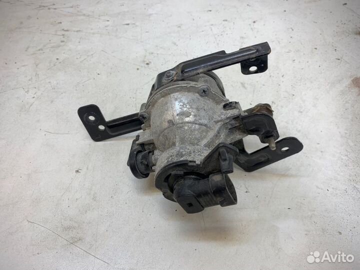 Фонарь противотуманный левый Kia Rio X-Line