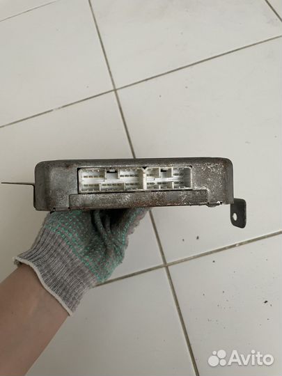 Блок управления ABS Mazda 626 ivge МКПП