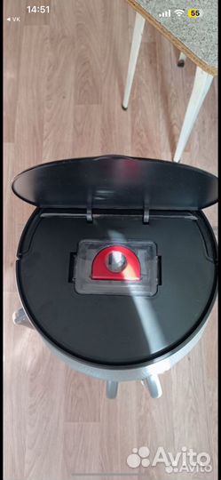 Продам робот-пылесос
