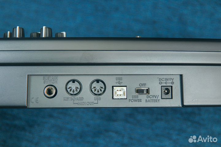 Миди-клавиатура Midiplus Origin 26